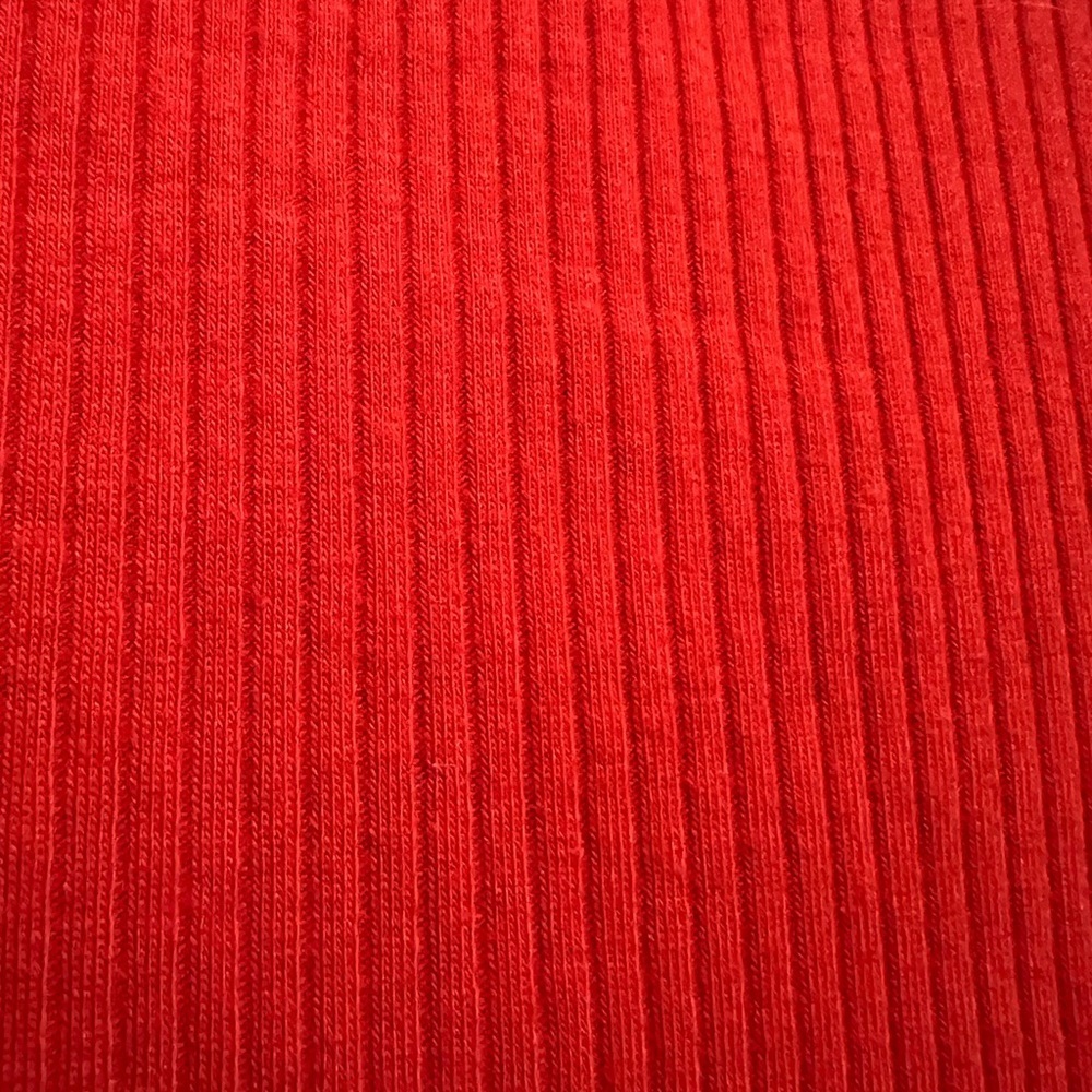 EUC Full Circle size large v-neck red crop top ribbed - Picture 5 of 5